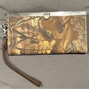 Camouflage Clutch Wallet with Wrist Strap